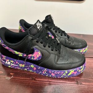 Nike Air Force 1 Black with Vibrant Accents 9.5 (men’s)